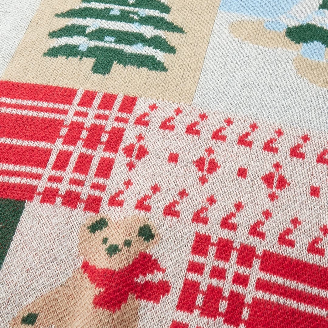 Christmas Bear Pattern Knitted Sweater Cozy and Fun