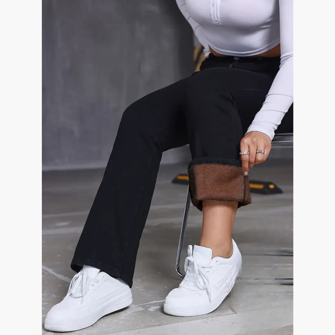 Hilda - Stylish Flare Jeans with High Waist for Women
