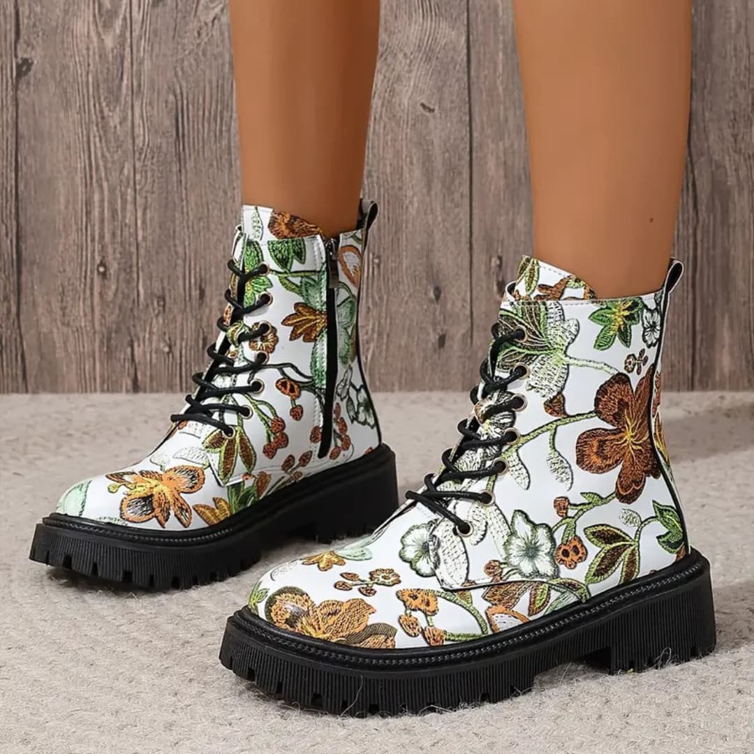 Karina - Stylish ankle boots with zipper for women