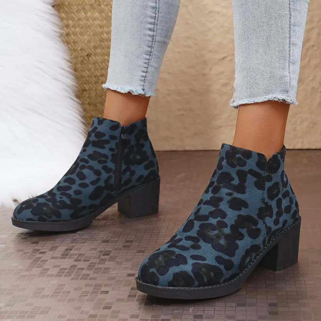 Klara - Trendy blue ankle boots with leopard pattern for women