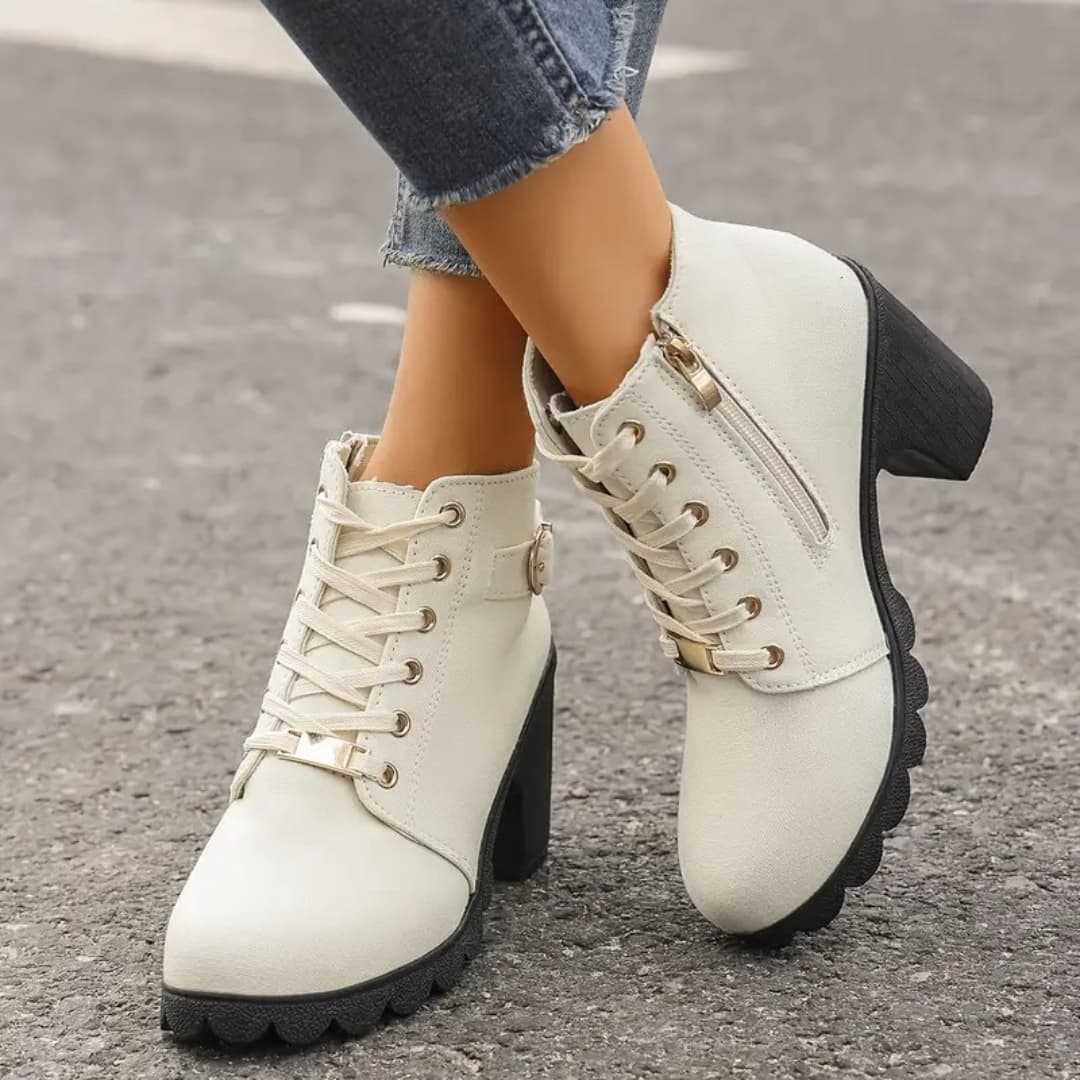 Karen - Casual ankle boots with lacing for women