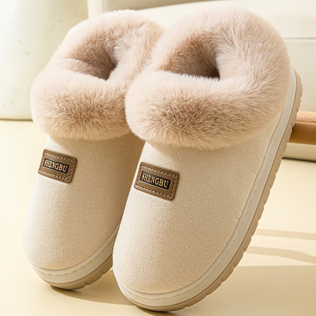 CozyStride - Cozy winter slippers in plush for men and women
