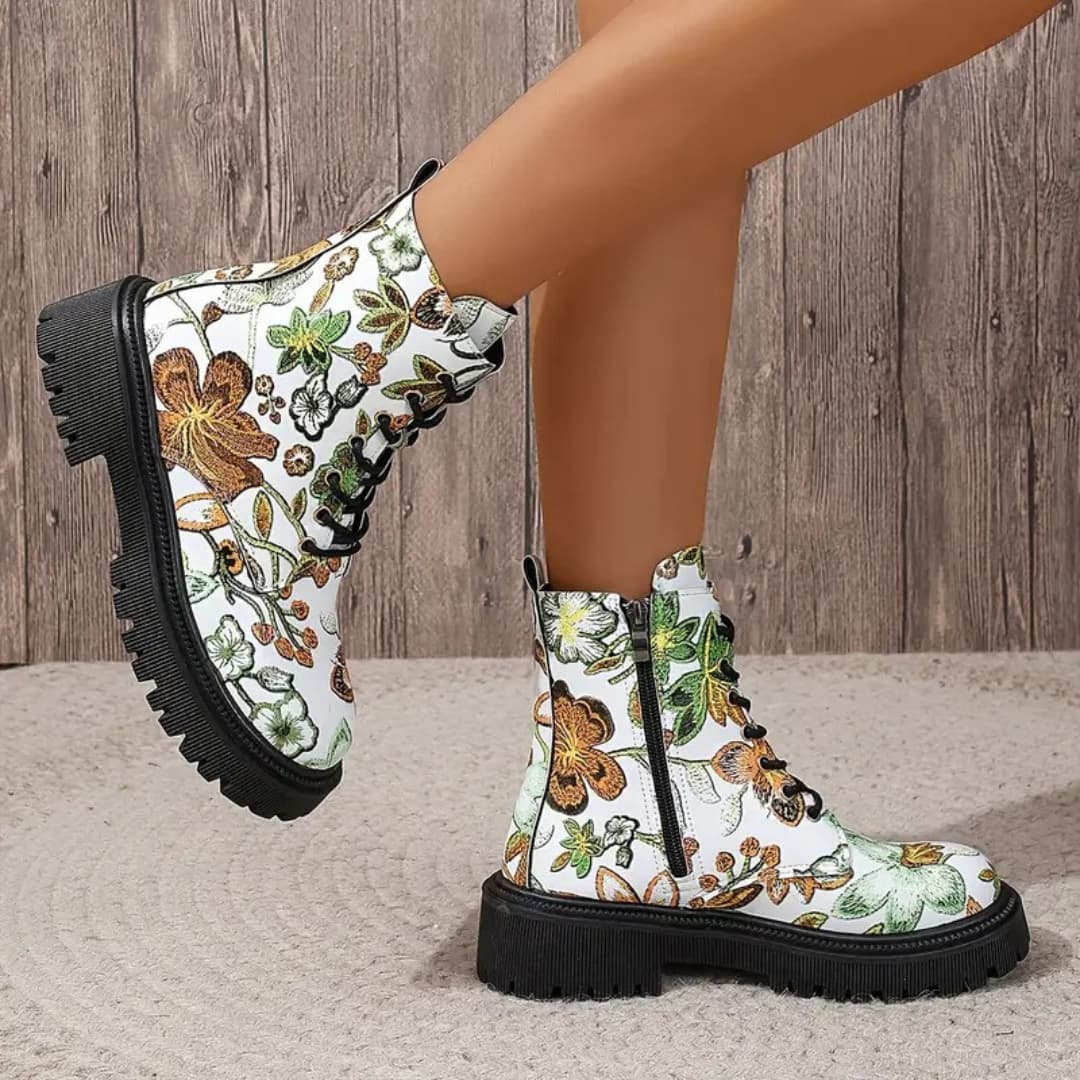 Karina - Stylish ankle boots with zipper for women