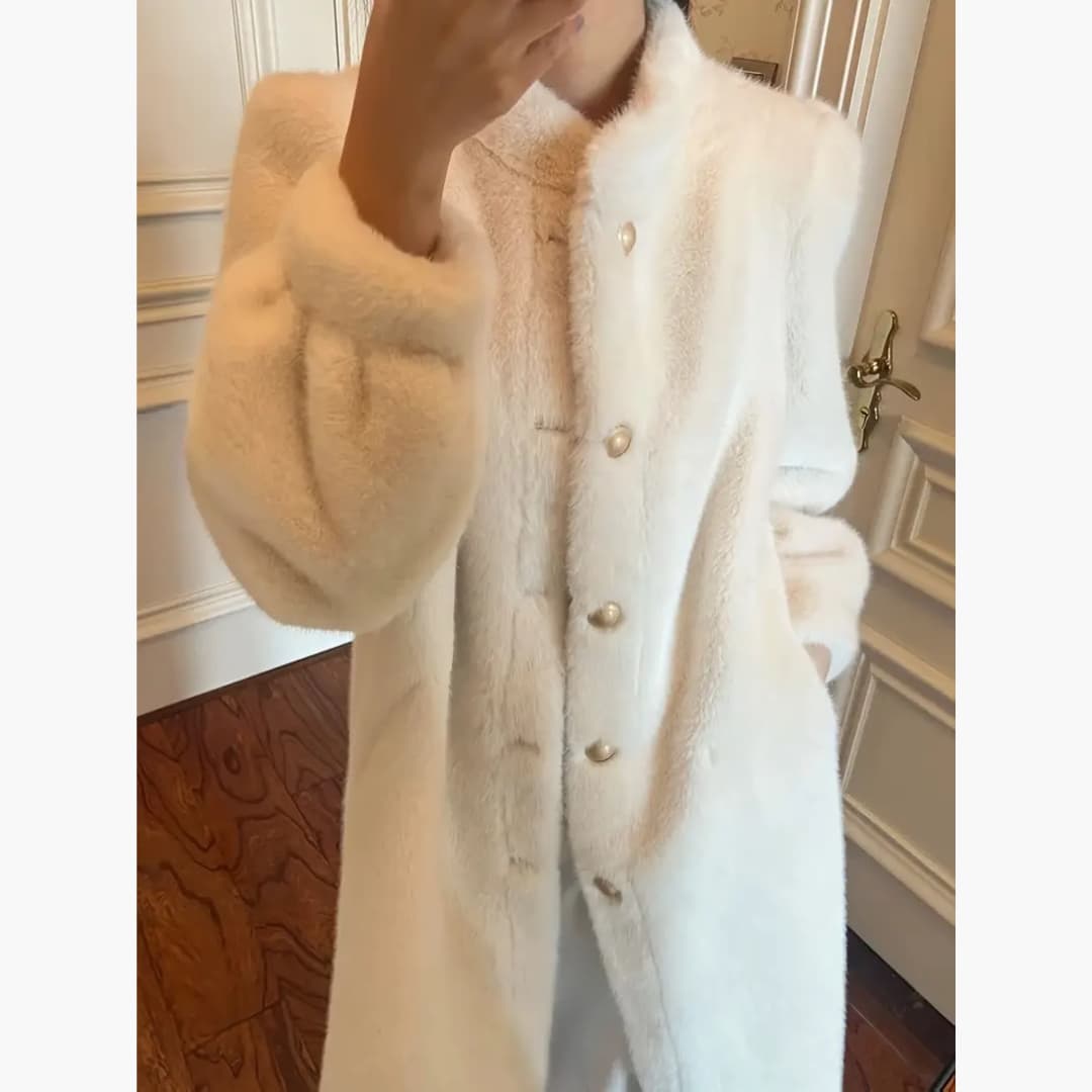 Zaria - Elegant faux fur coat for women