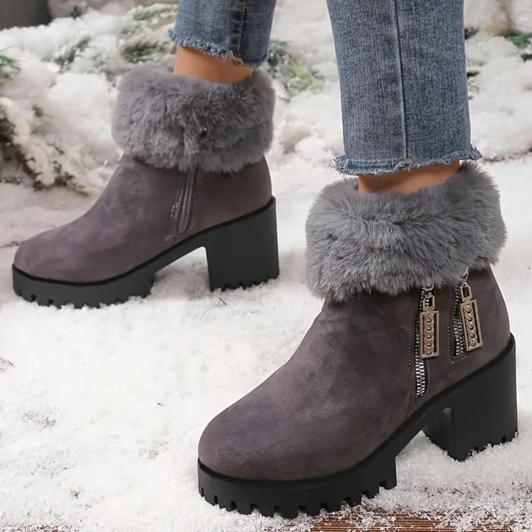 Sabina - Trendy winter boots with high heels for women