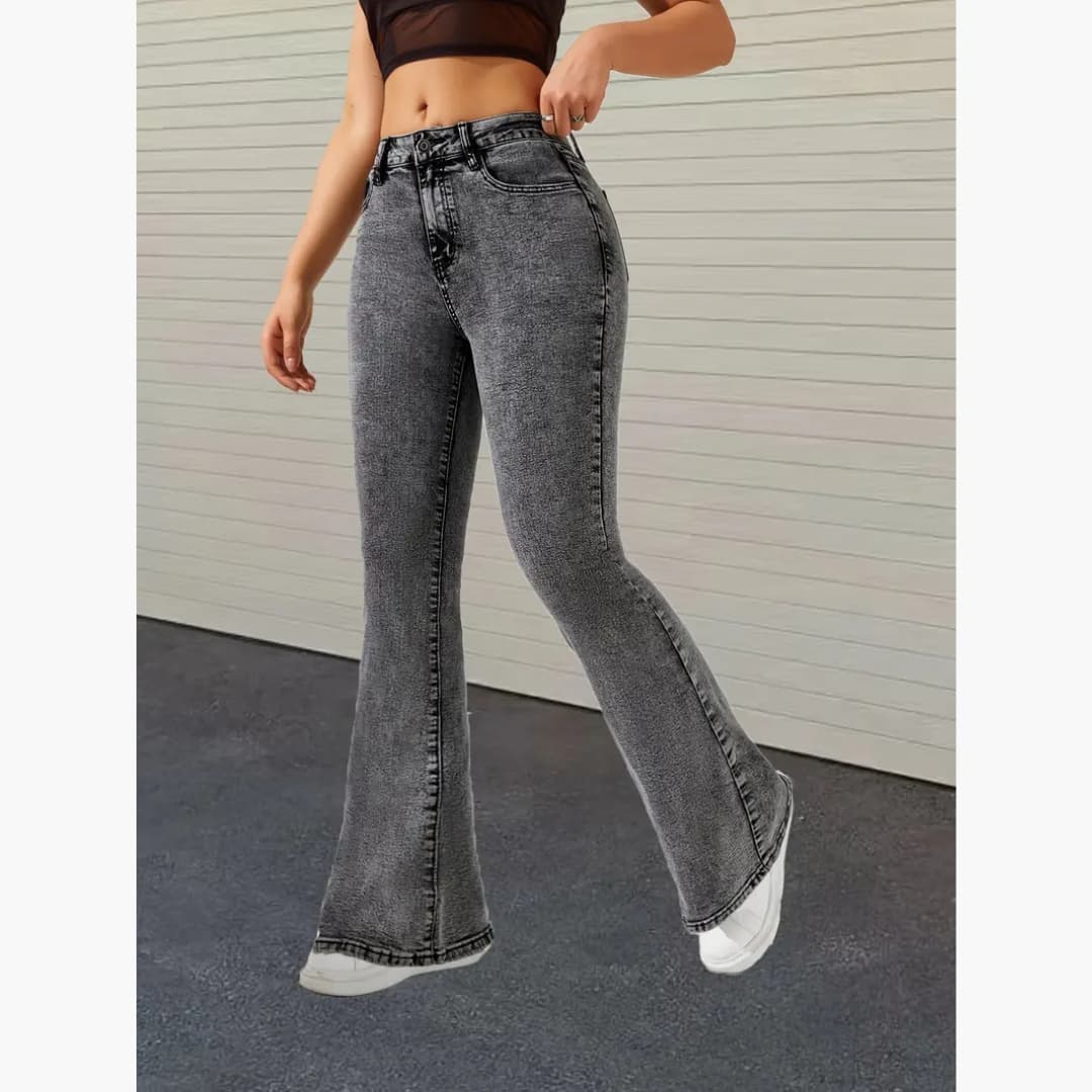 Hilda - Comfortable slim jeans with high waist for women