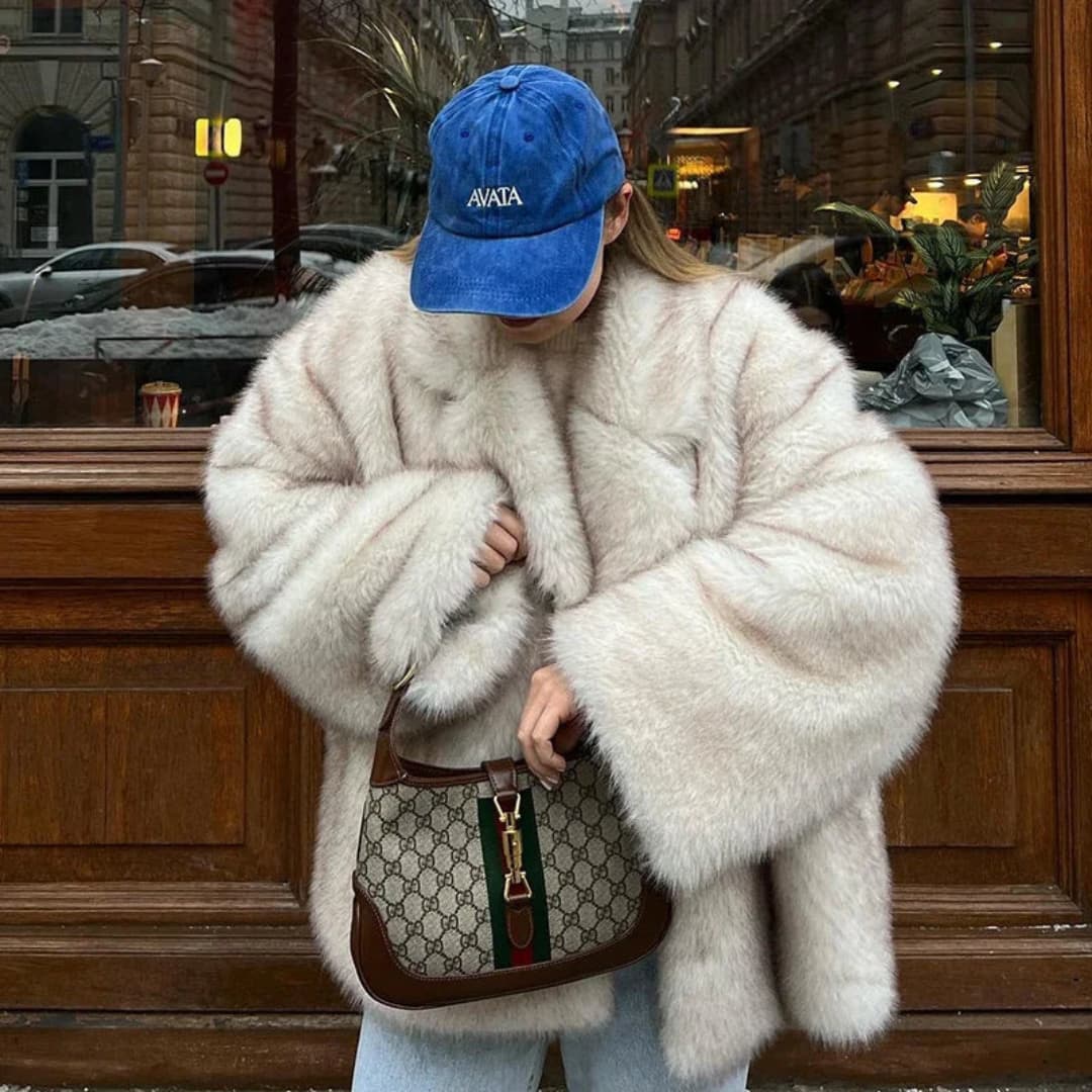 Andrea - Trendy oversized faux fur coat for women