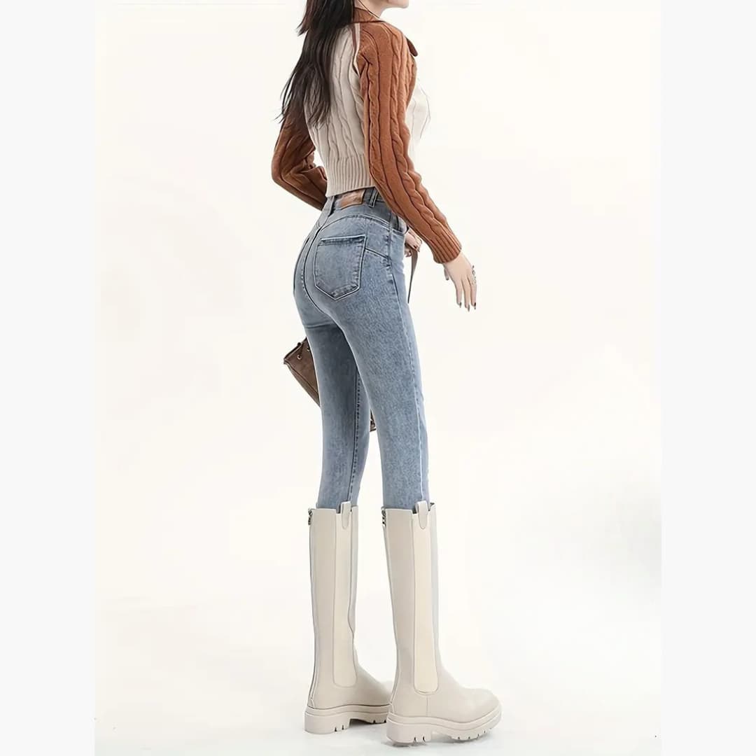 Harriet - Stylish winter jeans in denim for women