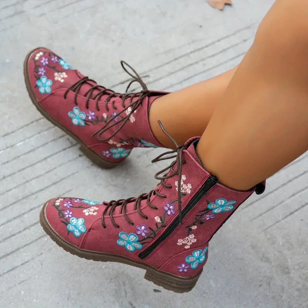 Laura - Ankle boots with floral embroidery for women
