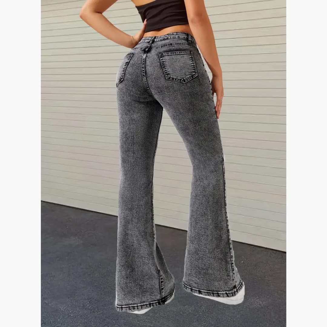 Hilda - Comfortable slim jeans with high waist for women