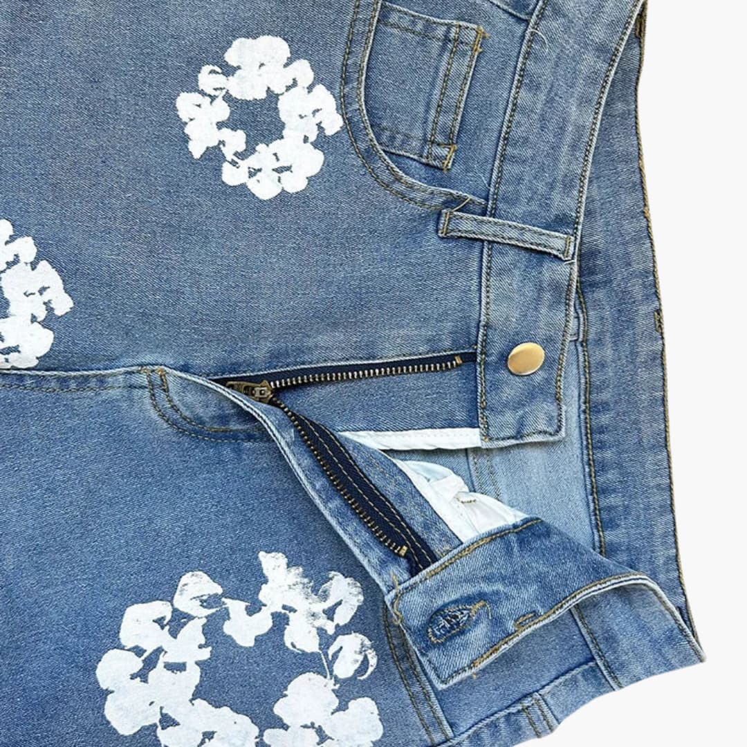 Alicia - Trendy floral high-waisted jeans for women