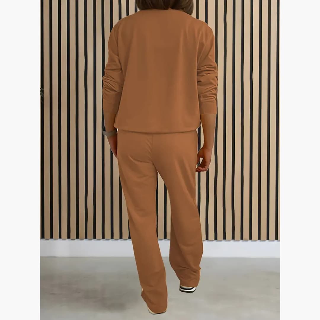 Dorota - Stylish outfit for women