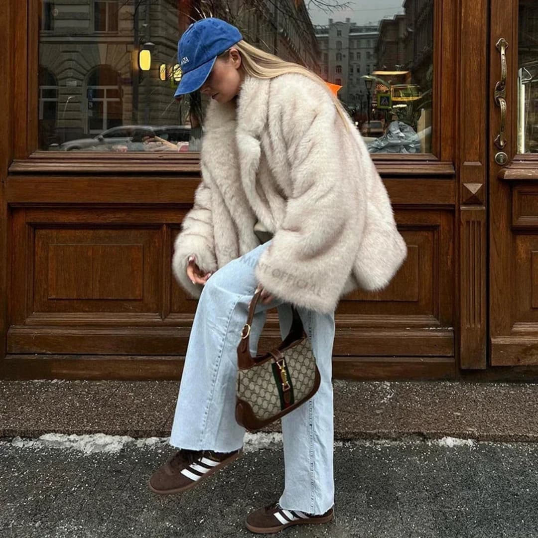 Andrea - Trendy oversized faux fur coat for women
