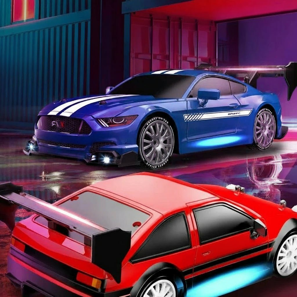 Voksen fjernstyrt driftbil sett fra siden, viser chassis og sporty design.