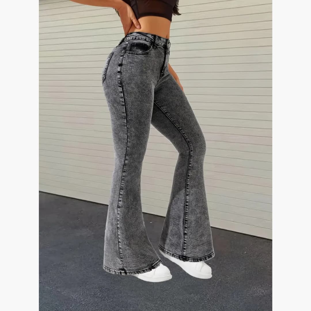 Hilda - Comfortable slim jeans with high waist for women