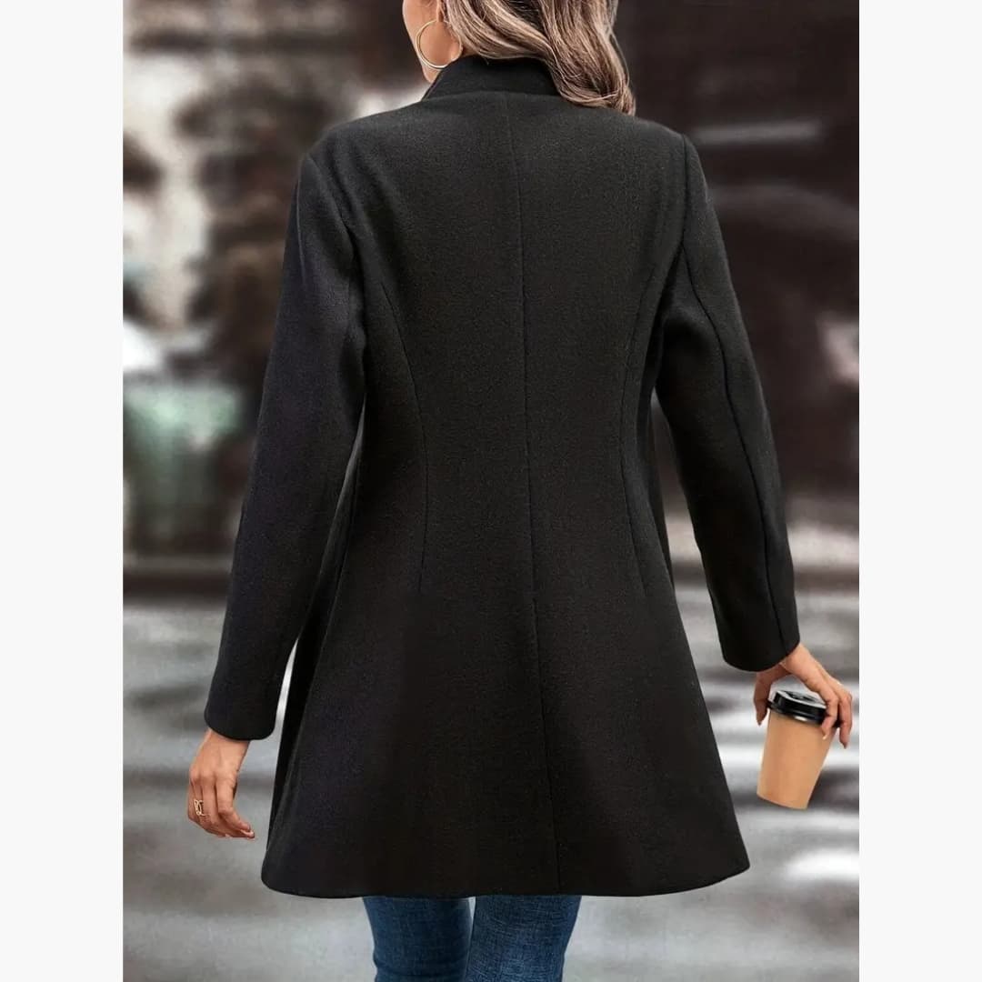 Nadia - Elegant vinterfrakk med revers til dame