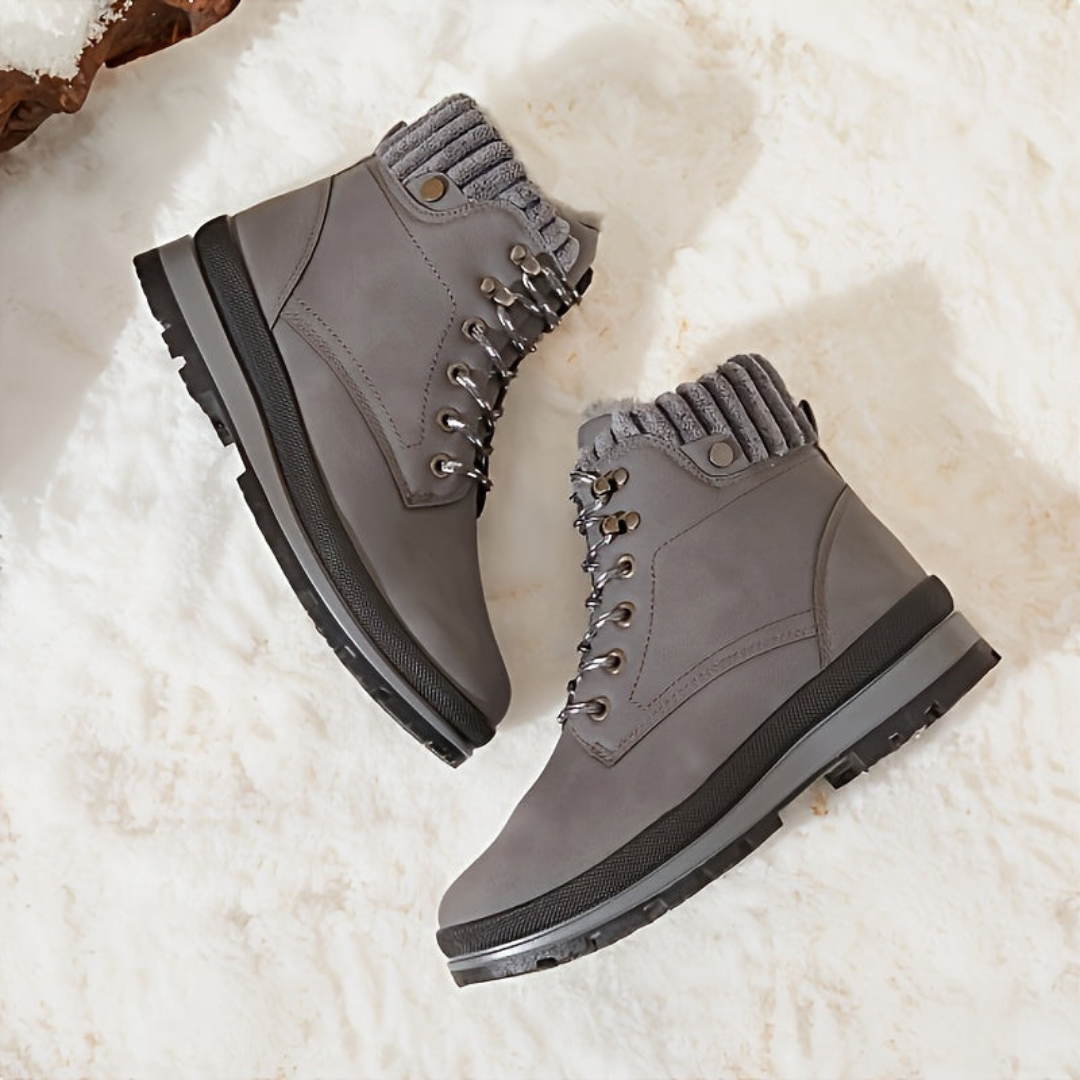 Federica - Stylish short lace-up boots for women