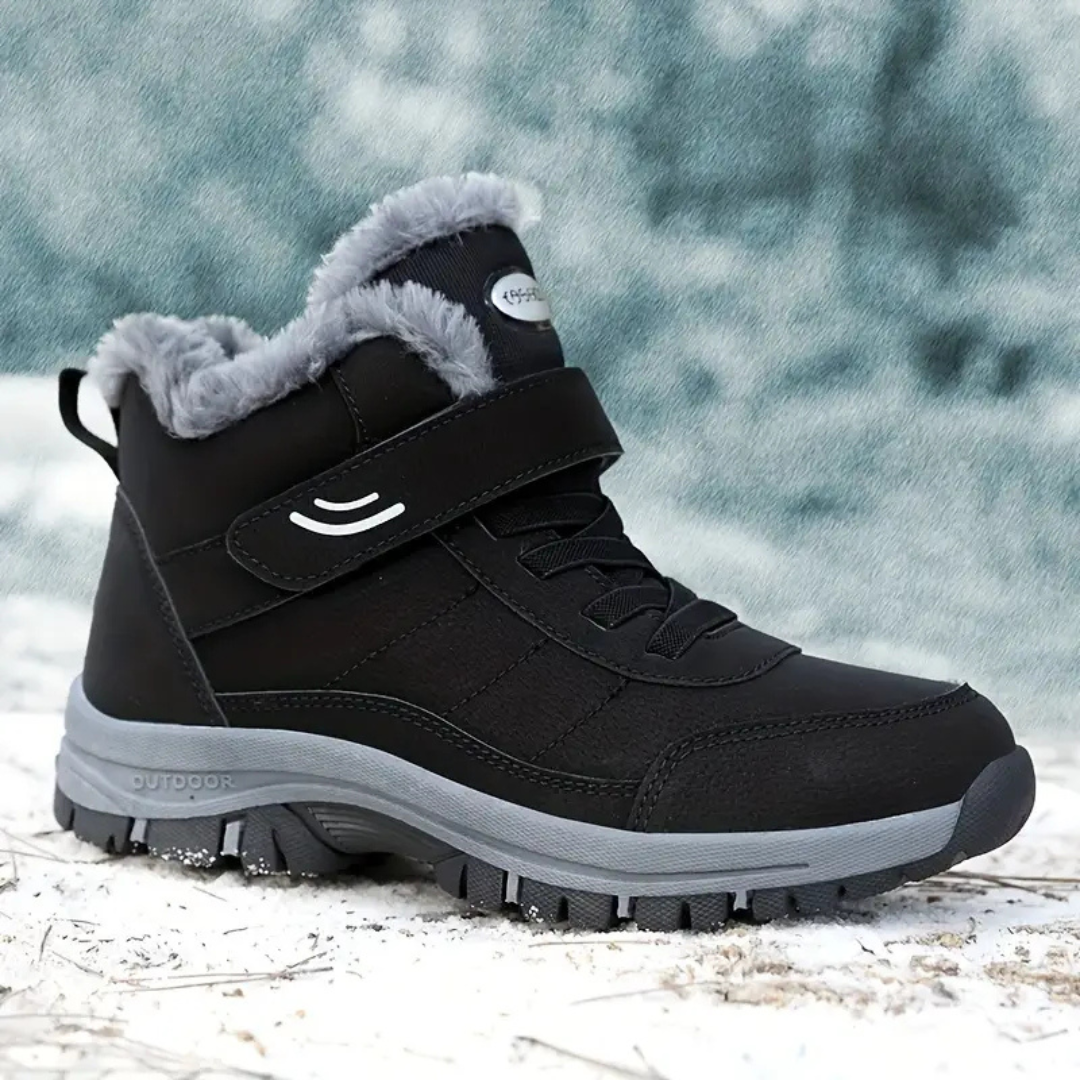Women's sneakers with plush lining and non-slip sole