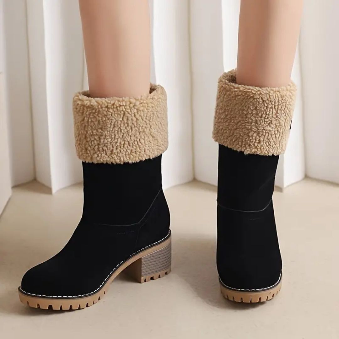 Half-high snow boots with block heel and plush lining for women