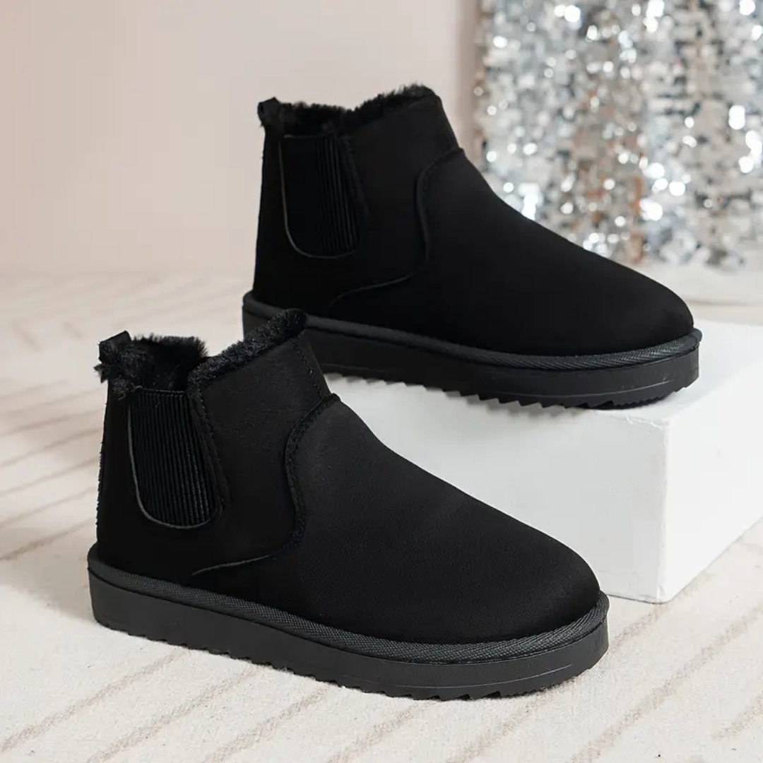 Women's winter boots with plush lining and zipper on the side