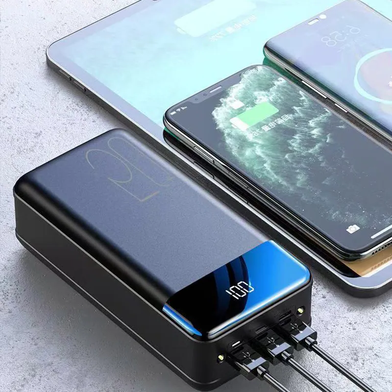 Kraftig 100000 mAh powerbank med rask lading, perfekt nødstrøm til mobil, for reise, med flere utganger.