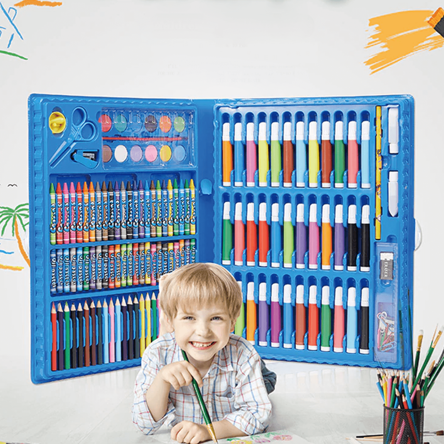 Detaljert bilde av Barnas Kreative Tegnesett som viser alle de fargerike kunstutstyrene pent organisert i kofferten