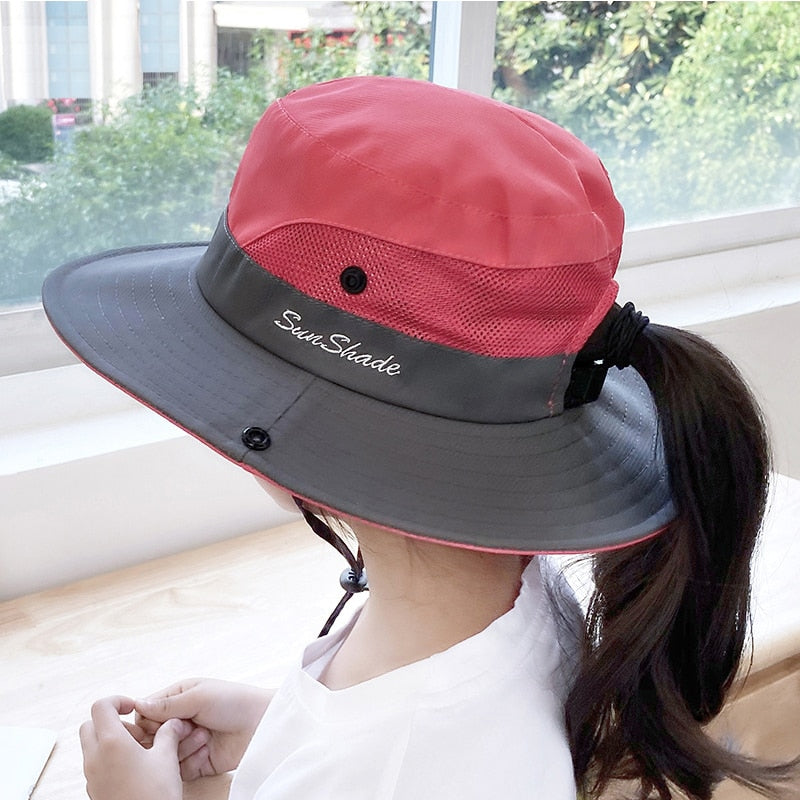 Rosa barns UV-solhatt med UPF 50+ beskyttelse, et must for sommerdager og utendørsaktiviteter.