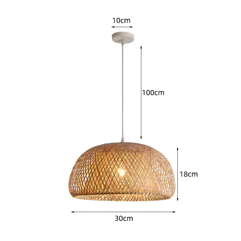 Vevd boho lampe for soverom, gir dempet lys, fremmer ro og koselig stemning.