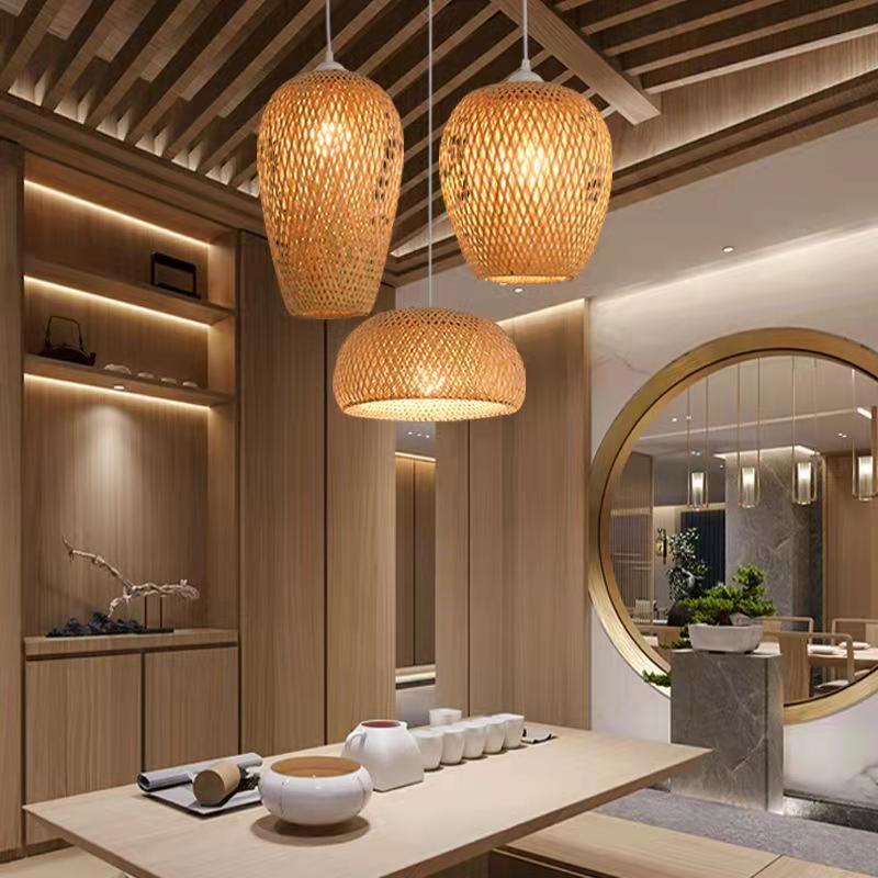 Naturlig boho hengelampe, moderne taklampe som skaper en rolig og koselig stemning.