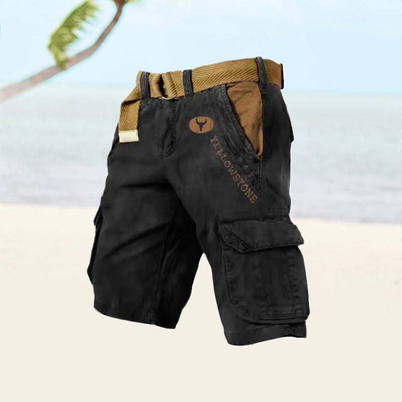 "Cargo shorts for menn i solbrun farge med flere praktiske lommer, slitesterk og stilren for en aktiv livsstil."
