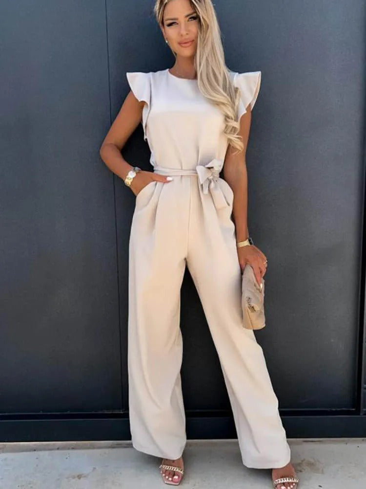 Komfortabel damejumpsuit med vide ben og volanger, ideell for elegant hverdagsstil og avslappede dager.