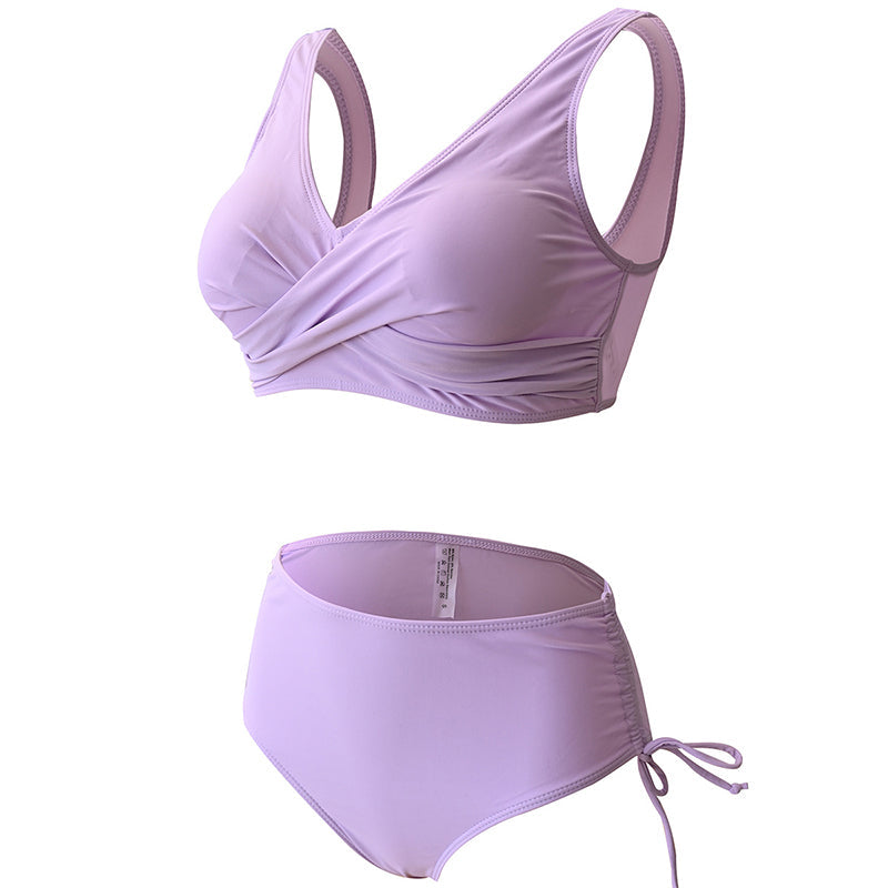 "Elegant ensfarget bikini sett med høyt midje, sofistikert design i flere farger, fremhever figurens skjønnhet."