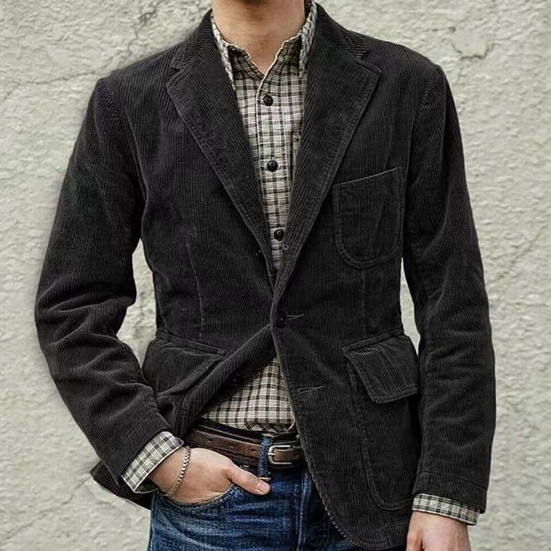 Stilrent herre blazer og vest sett i slitesterkt, maskinvaskbart stoff. Komfortabelt for hverdagsbruk.