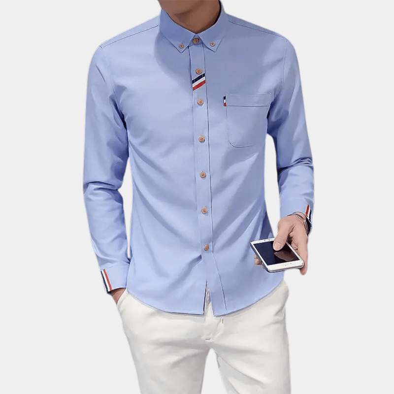 Stilig, hvit linskjorte for herre, langermet modell i bomullsblanding, klassisk og allsidig stil.