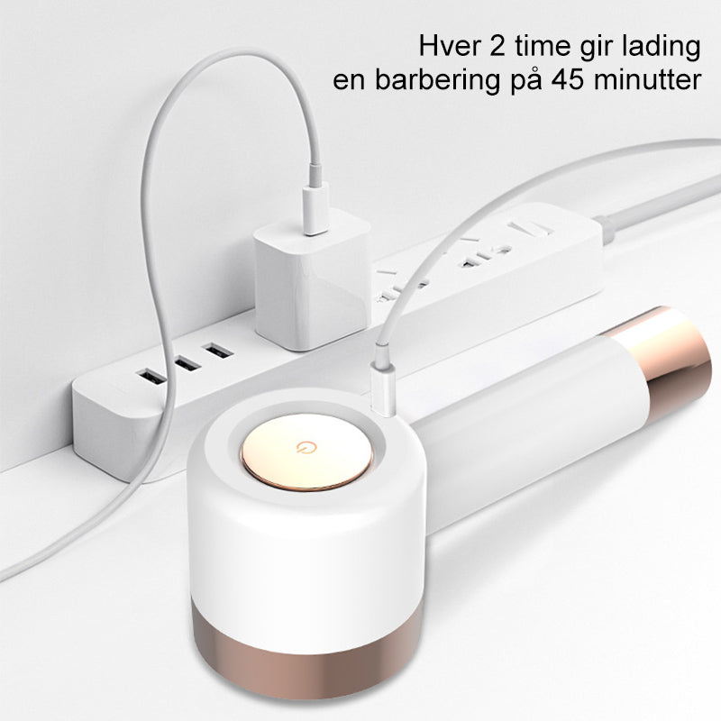 Elegant hvit nuppefjerner i ABS/PC og stål for skånsom oppfriskning av klær. Ergonomisk og trådløs med sikkerhetsmekanisme.