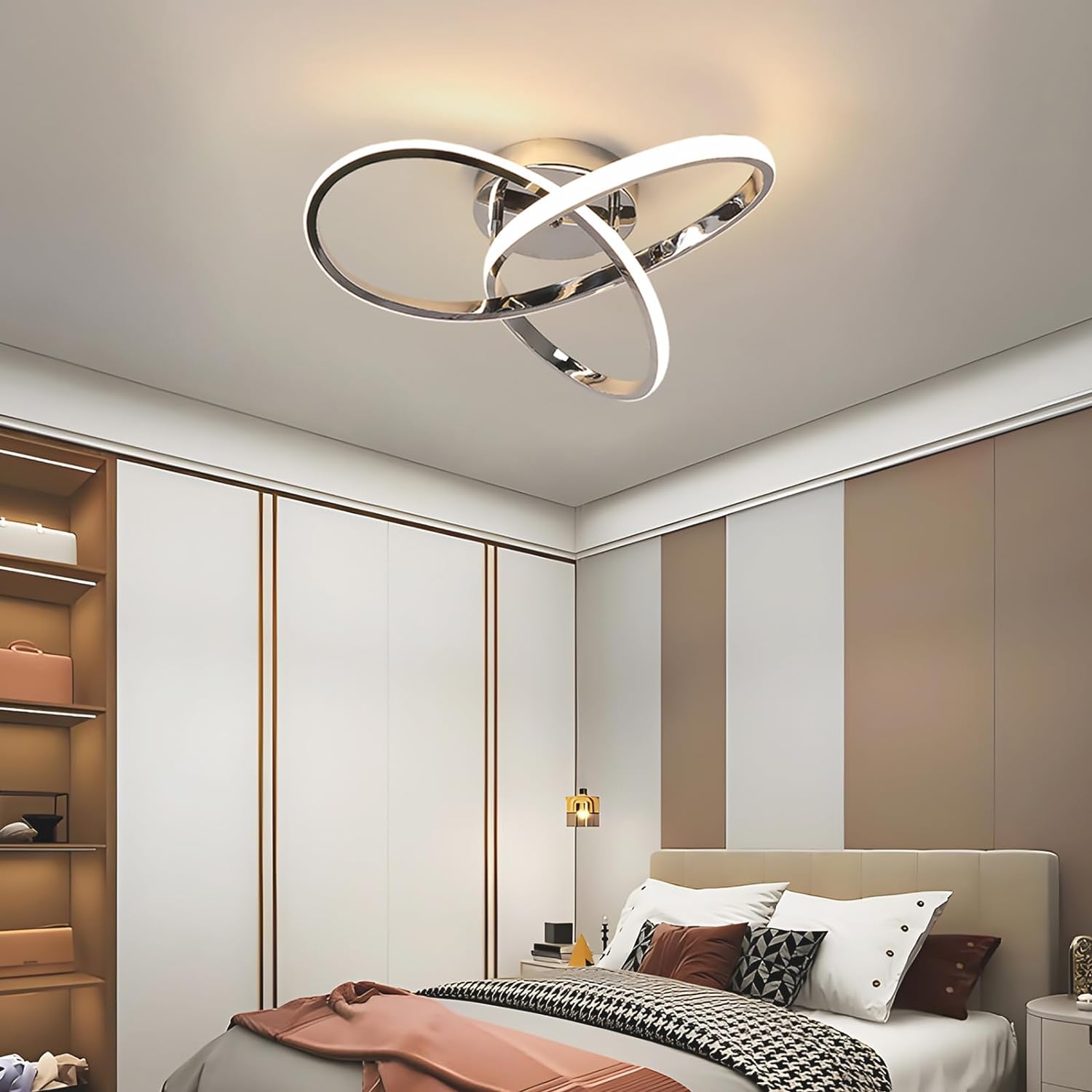 Energieffektiv LED-taklampe. Moderne blomsterdesign, perfekt for stue, soverom og kjøkkenlampe.