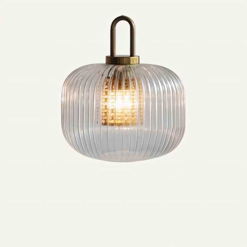 Elegant pendellampe med justerbar høyde, stripete glassdesign; lyser opp rommet med varmt eller kaldt lys, passer til E27 LED