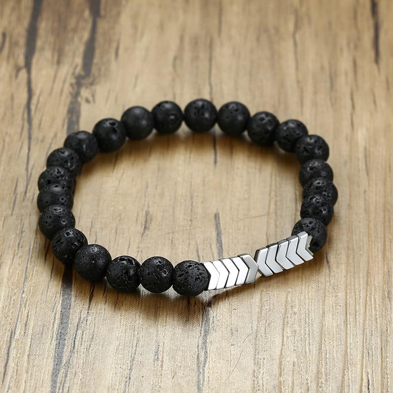 Ideell gave til henne: Sacred Arrow diffuser armbånd. Unikt energi smykke med lavastein og krystaller.