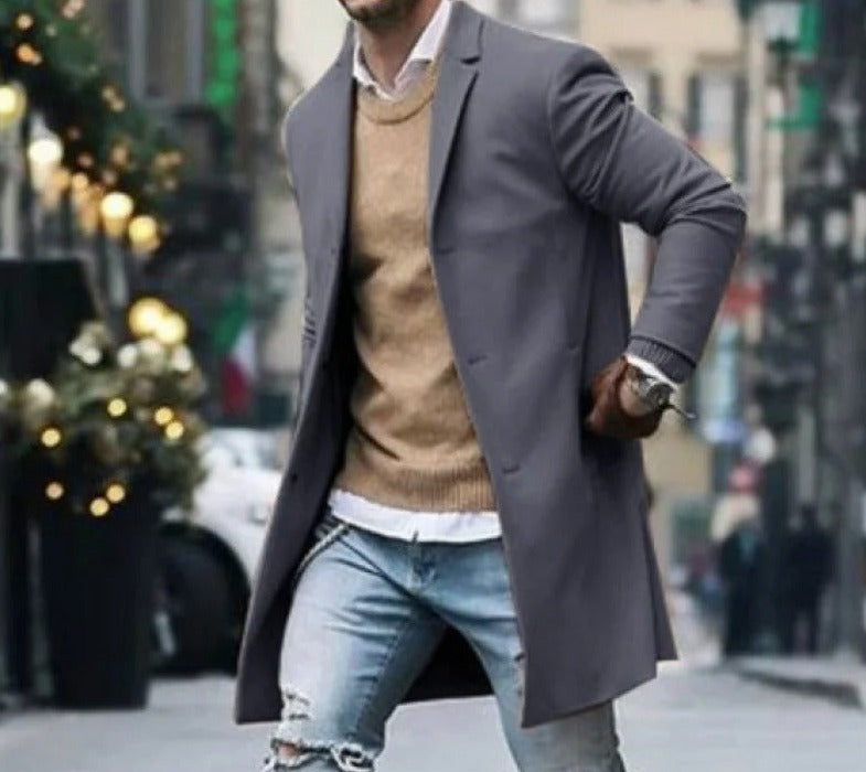 Stilig og varm herre vinterjakke i ullblanding, en allsidig slim fit modell for både høst og vinter.