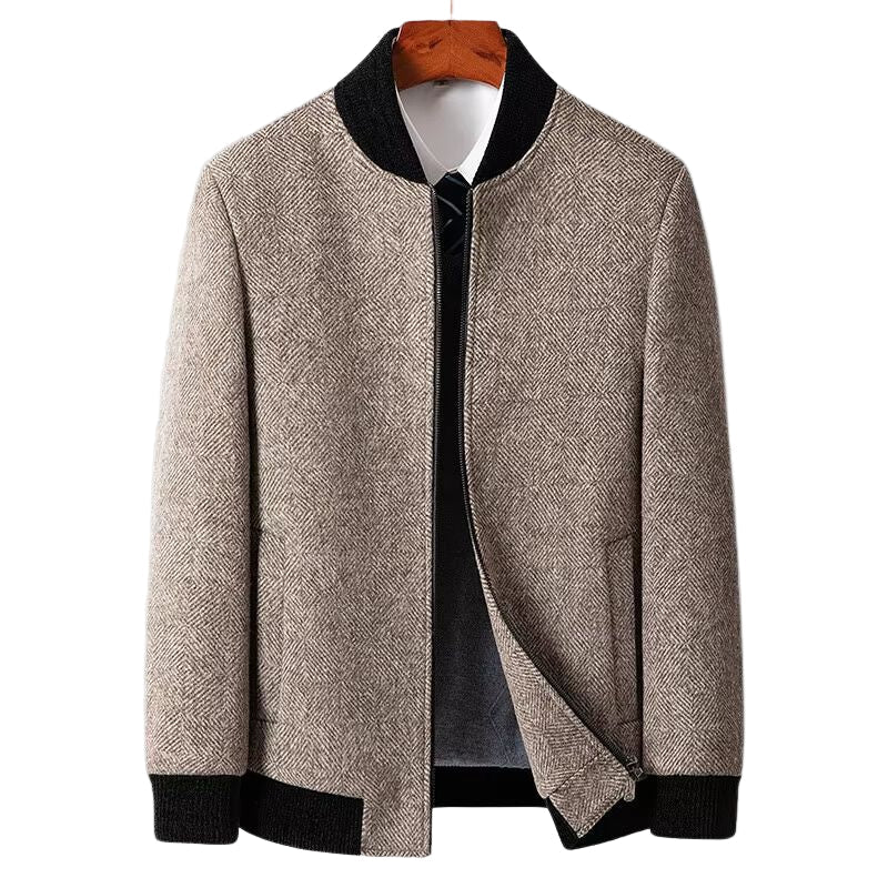 Elegant slim fit herrefrakk i tidløst design. Perfekt for høst og vinter, passer formelt og casual.