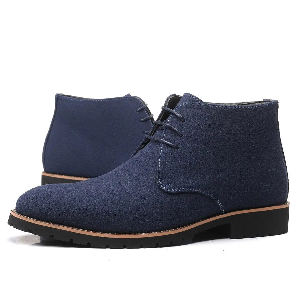 Moderne slip-on herresko i grått, et elegant valg for menns hverdagskomfort og allsidig stil.