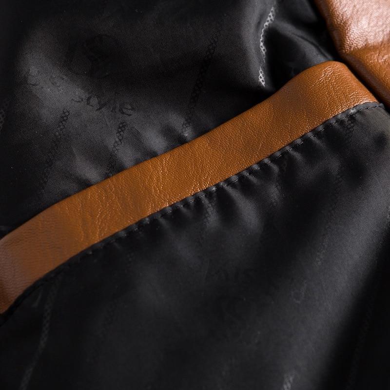 Herreblazer i mykt skinn, sort farge. En dressjakke som er perfekt for business casual.