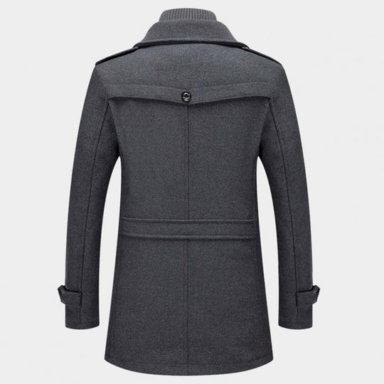 Herre vinterfrakke, todelt og varm, med elegant snitt. Ideell for både formelle og uformelle anledninger.
