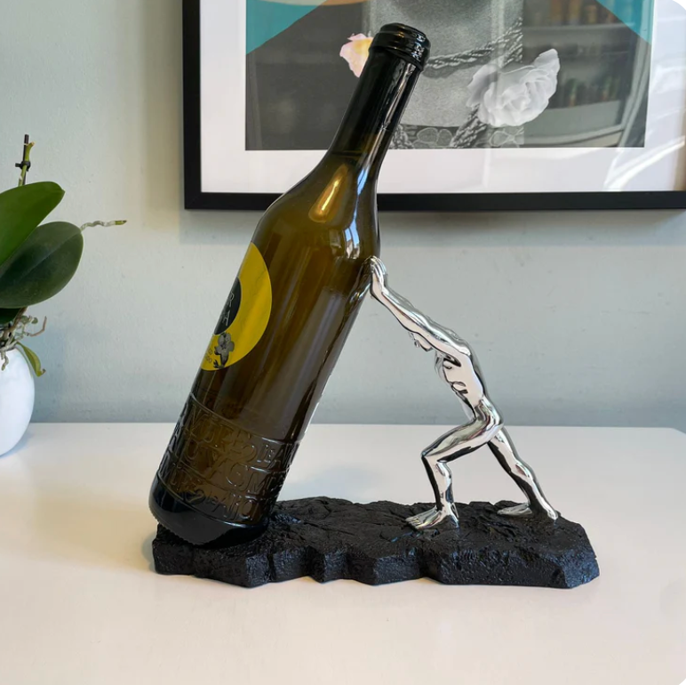 Stilfull vinflaskeholder for benk eller bord. Løfter interiøret med sitt moderne og elegante design.