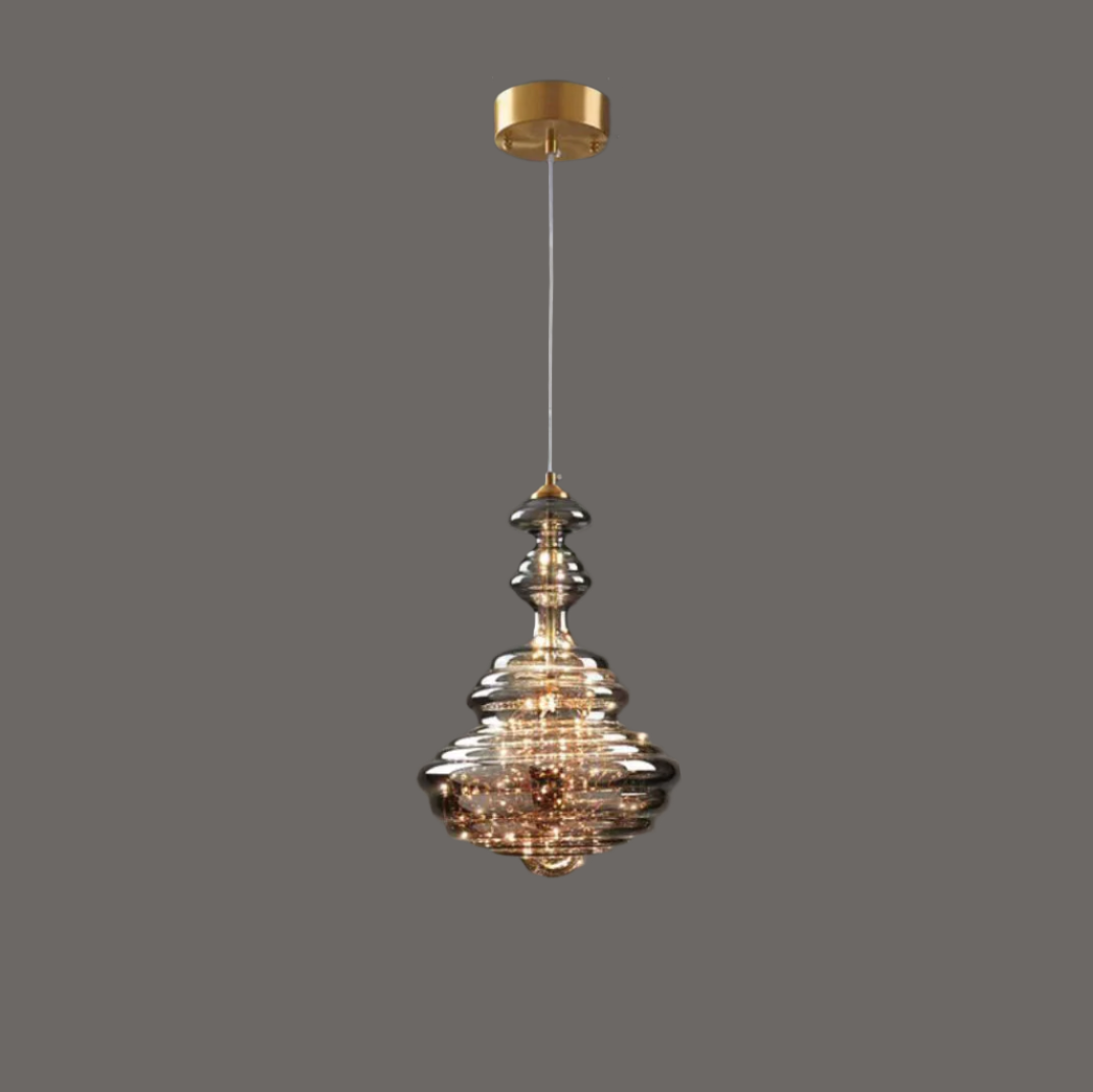 "Elegante moderne pendellampe i grått glass med stjernehimmel-effekt, justerbar høyde, perfekt for alle rom."