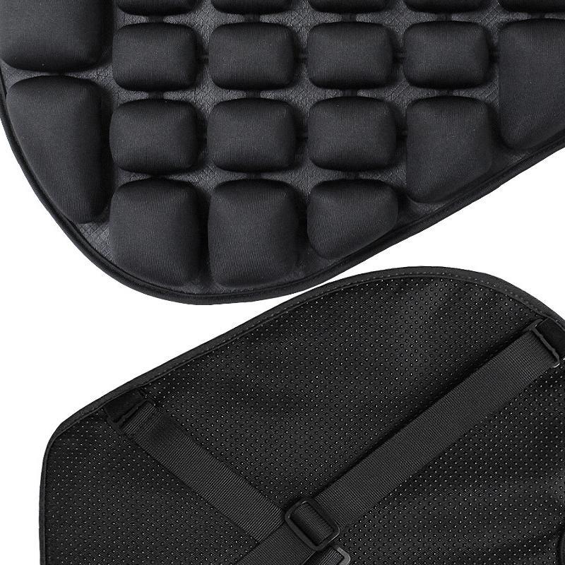 "Ergonomisk 3D-motorsykkelpute, svart flercelledesign, optimal komfort og vibrasjonsdemping for langdistansekjøring."