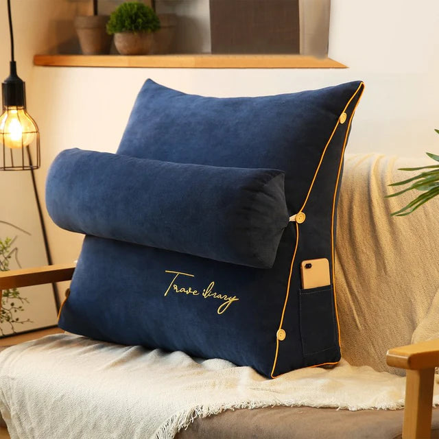 Elegant ergonomisk ryggstøttepute, kileformet støtte for optimal komfort i hjemmekontor eller enhver stol.