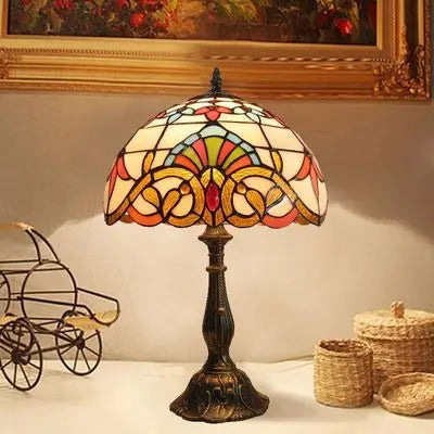 Dekorlampe med levende farger og moderne stil, en fleksibel LED-bordlampe som løfter hjemmeinnredningen.