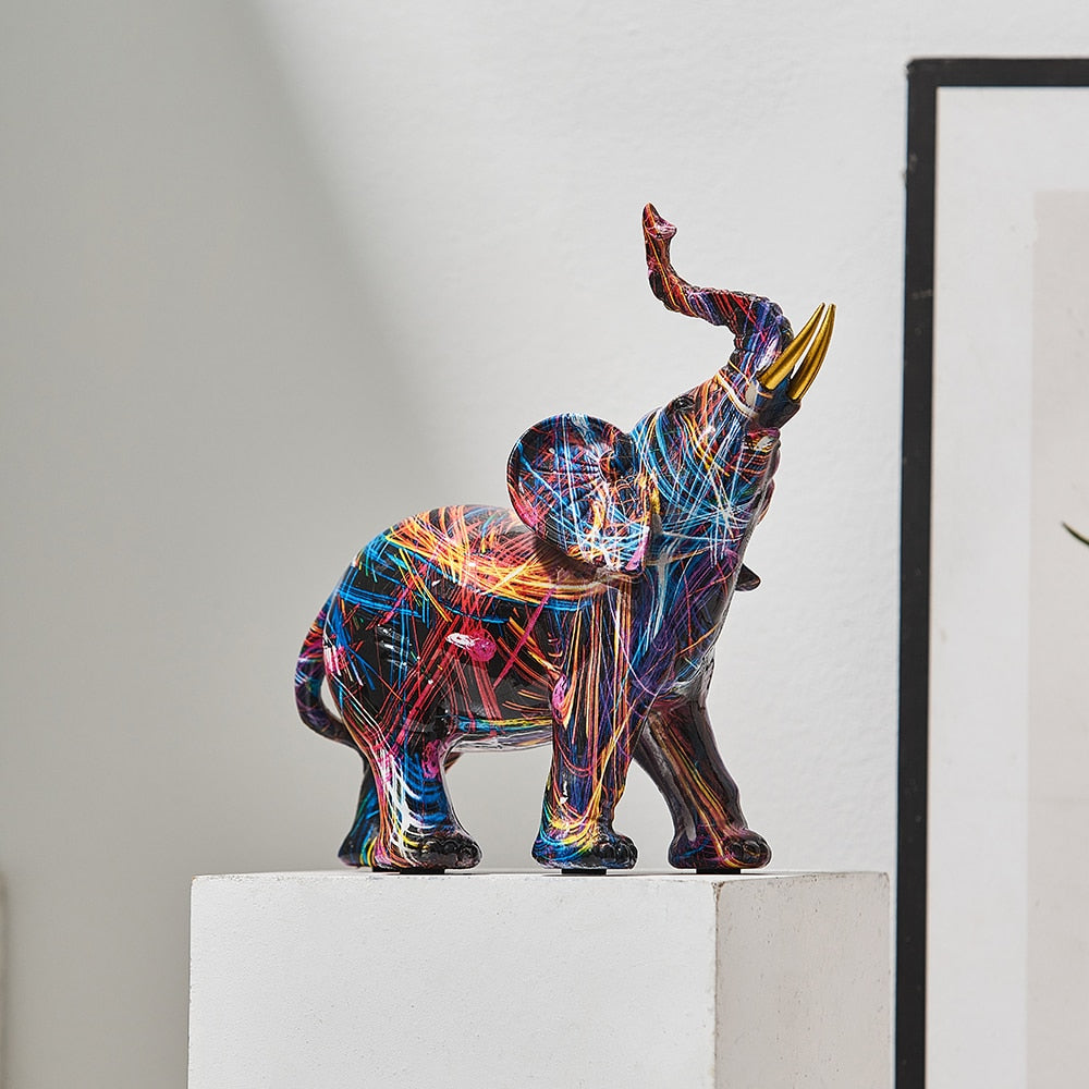 Fargerik graffiti elefant, en dynamisk og moderne dekorasjon i form av et elsket dyr.