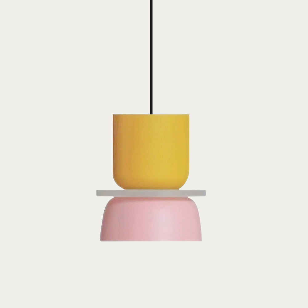"Fargerik pendellampe med makronfarger og moderne nordisk design, interiørbelysning, perfekt for små til mellomstore rom."